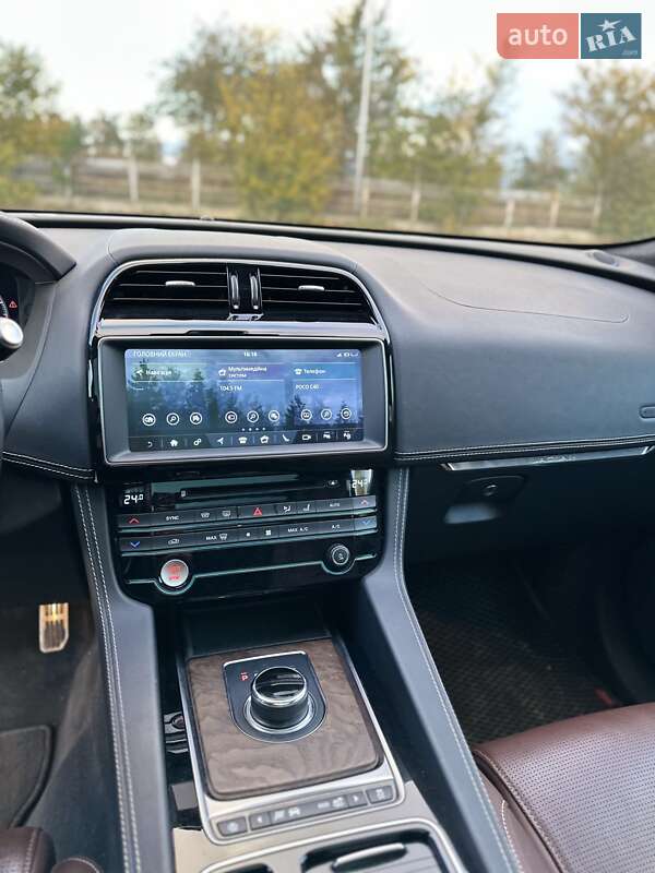 Внедорожник / Кроссовер Jaguar F-Pace 2018 в Южноукраинске фото 48 Внедорожник / Кроссовер Jaguar F-Pace 2018 в Южноукраинске