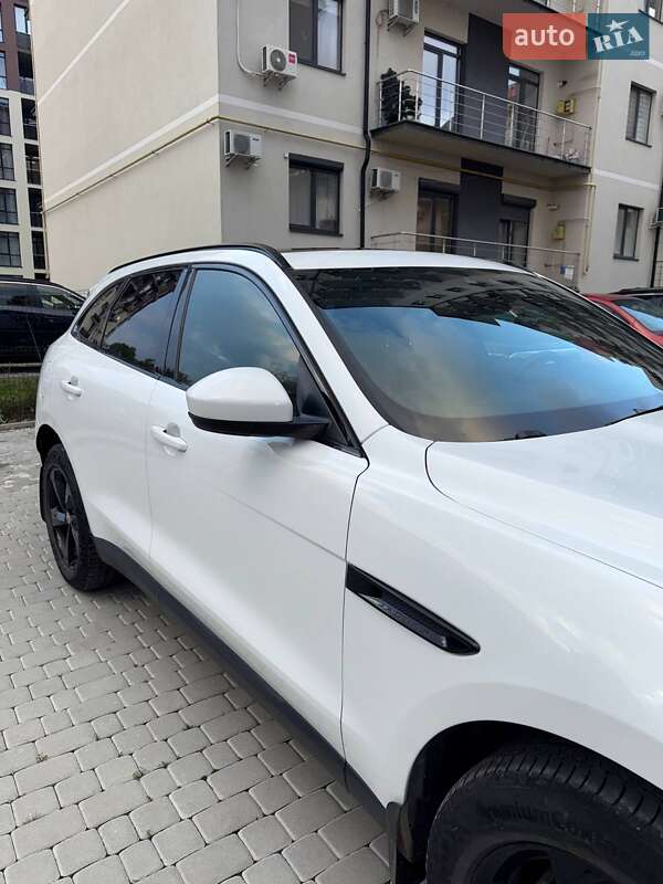 Внедорожник / Кроссовер Jaguar F-Pace 2017 в Ужгороде фото 18 Внедорожник / Кроссовер Jaguar F-Pace 2017 в Ужгороде