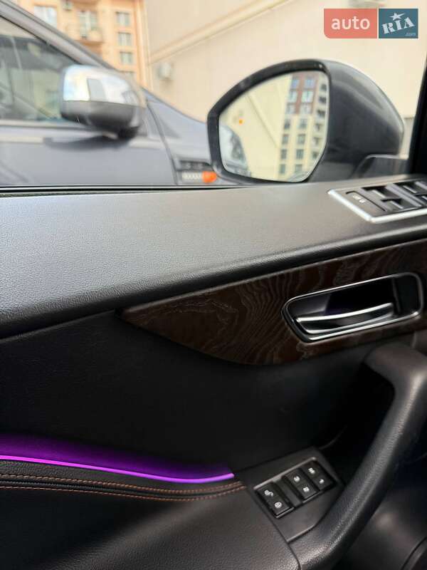 Внедорожник / Кроссовер Jaguar F-Pace 2017 в Ужгороде фото 22 Внедорожник / Кроссовер Jaguar F-Pace 2017 в Ужгороде
