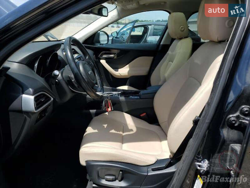 Внедорожник / Кроссовер Jaguar F-Pace 2016 в Хмельницком фото 8 Внедорожник / Кроссовер Jaguar F-Pace 2016 в Хмельницком