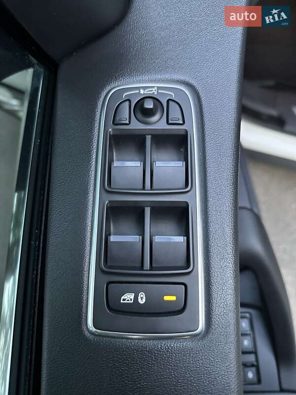 Позашляховик / Кросовер Jaguar F-Pace 2016 в Білогородці