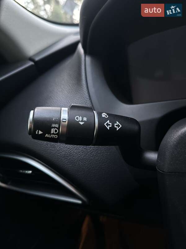 Позашляховик / Кросовер Jaguar F-Pace 2016 в Білогородці