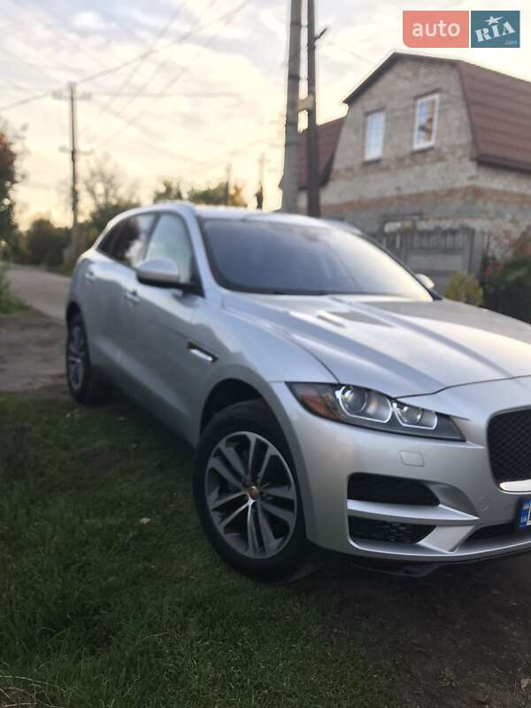 Внедорожник / Кроссовер Jaguar F-Pace 2017 в Кривом Роге