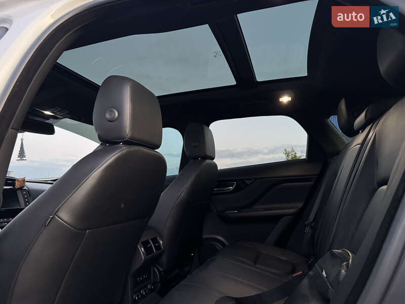 Позашляховик / Кросовер Jaguar F-Pace 2018 в Києві