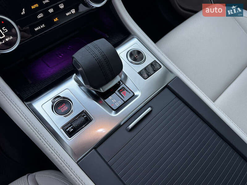 Внедорожник / Кроссовер Jaguar F-Pace 2022 в Киеве