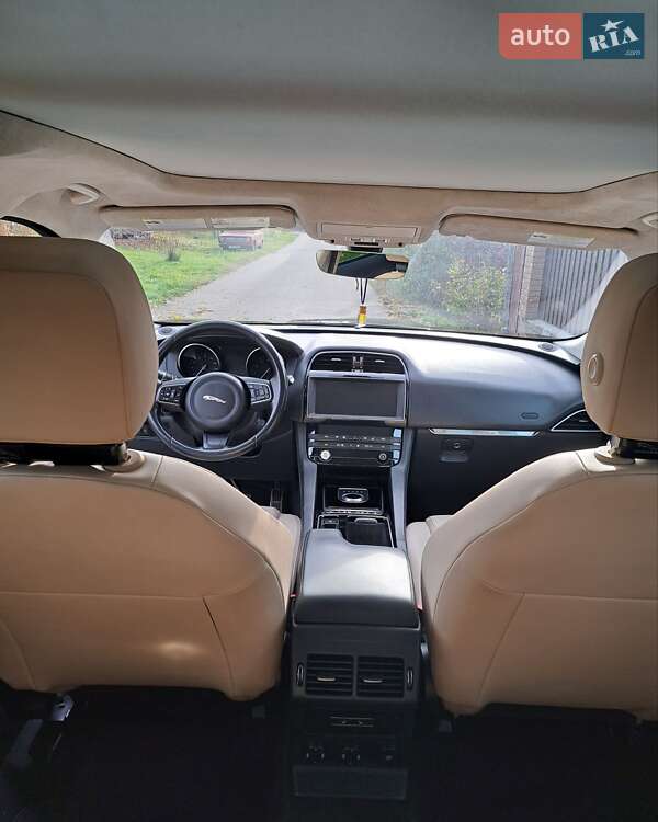Внедорожник / Кроссовер Jaguar F-Pace 2018 в Борисполе фото 11 Внедорожник / Кроссовер Jaguar F-Pace 2018 в Борисполе
