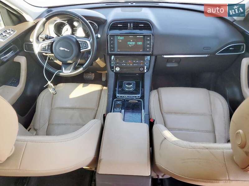 Позашляховик / Кросовер Jaguar F-Pace 2017 в Дніпрі фото 8 Позашляховик / Кросовер Jaguar F-Pace 2017 в Дніпрі