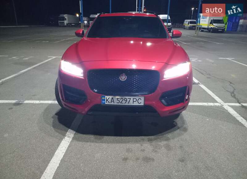 Позашляховик / Кросовер Jaguar F-Pace 2016 в Києві