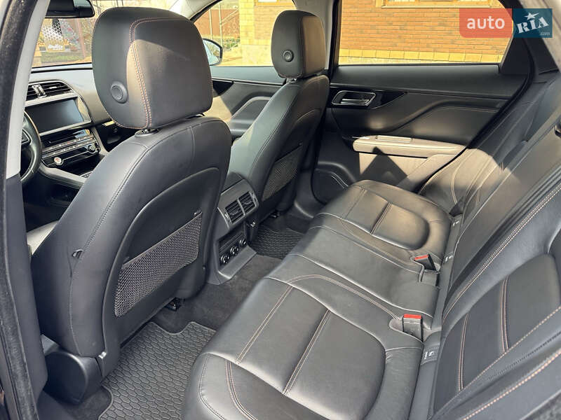 Внедорожник / Кроссовер Jaguar F-Pace 2016 в Черновцах фото 22 Внедорожник / Кроссовер Jaguar F-Pace 2016 в Черновцах