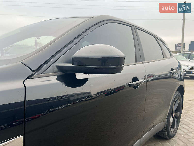 Внедорожник / Кроссовер Jaguar F-Pace 2016 в Львове