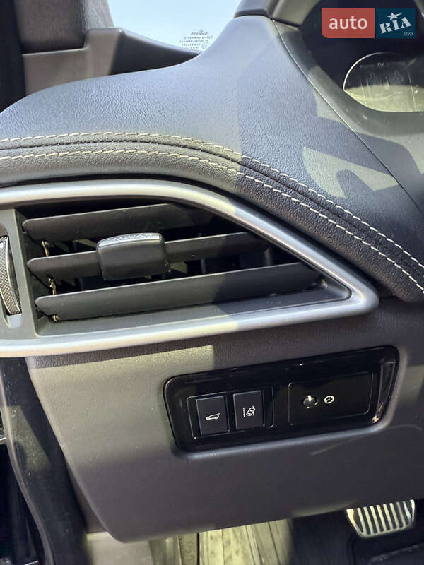 Внедорожник / Кроссовер Jaguar F-Pace 2016 в Луцке