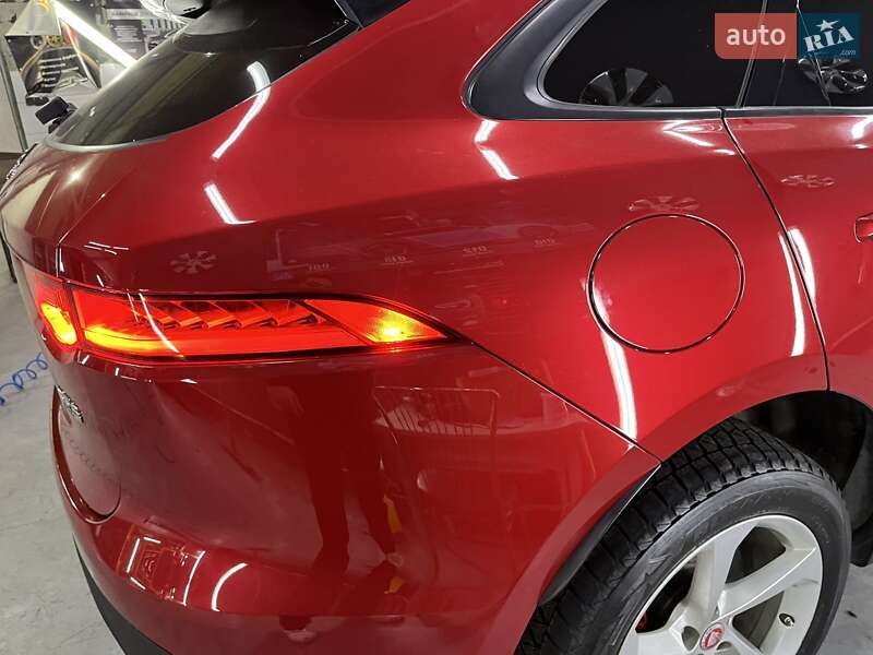 Позашляховик / Кросовер Jaguar F-Pace 2017 в Львові фото 10 Позашляховик / Кросовер Jaguar F-Pace 2017 в Львові
