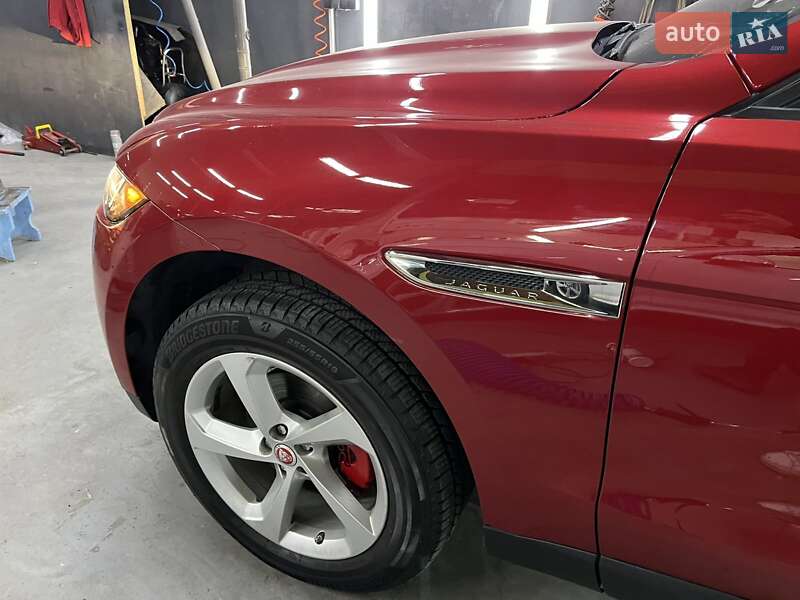 Позашляховик / Кросовер Jaguar F-Pace 2017 в Львові фото 13 Позашляховик / Кросовер Jaguar F-Pace 2017 в Львові