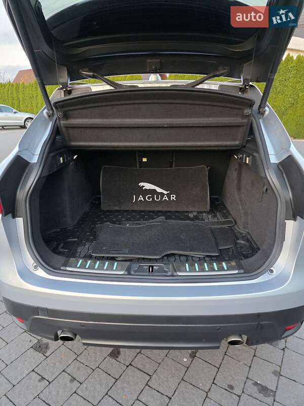 Внедорожник / Кроссовер Jaguar F-Pace 2017 в Львове