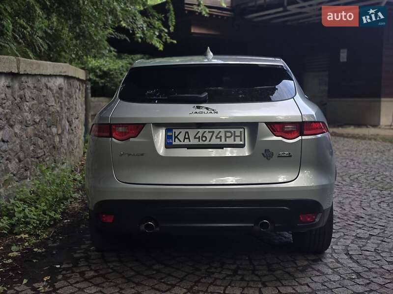 Позашляховик / Кросовер Jaguar F-Pace 2017 в Києві