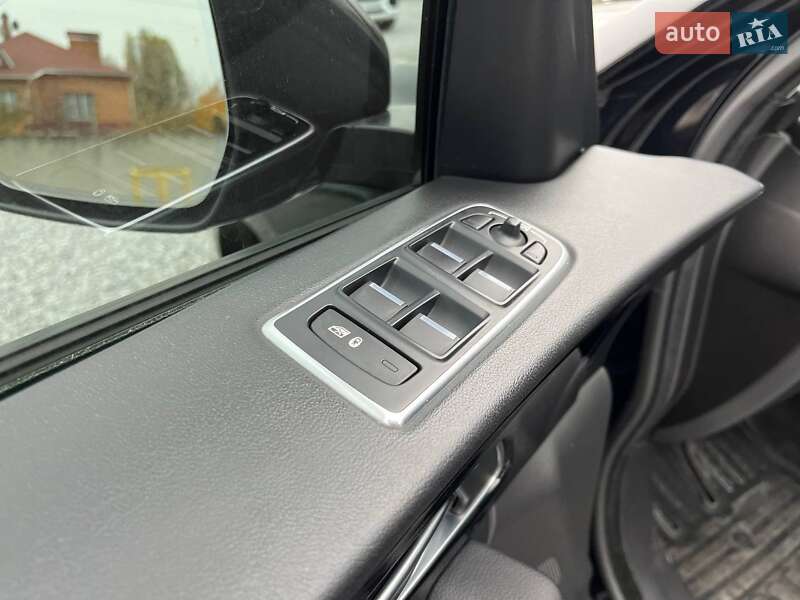 Позашляховик / Кросовер Jaguar F-Pace 2017 в Києві фото 18 Позашляховик / Кросовер Jaguar F-Pace 2017 в Києві