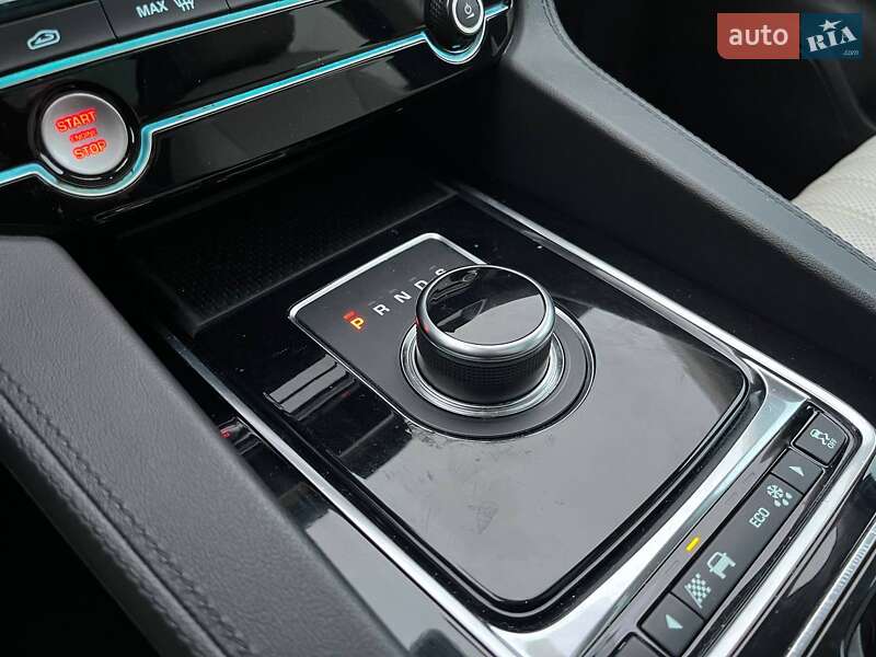 Позашляховик / Кросовер Jaguar F-Pace 2018 в Києві