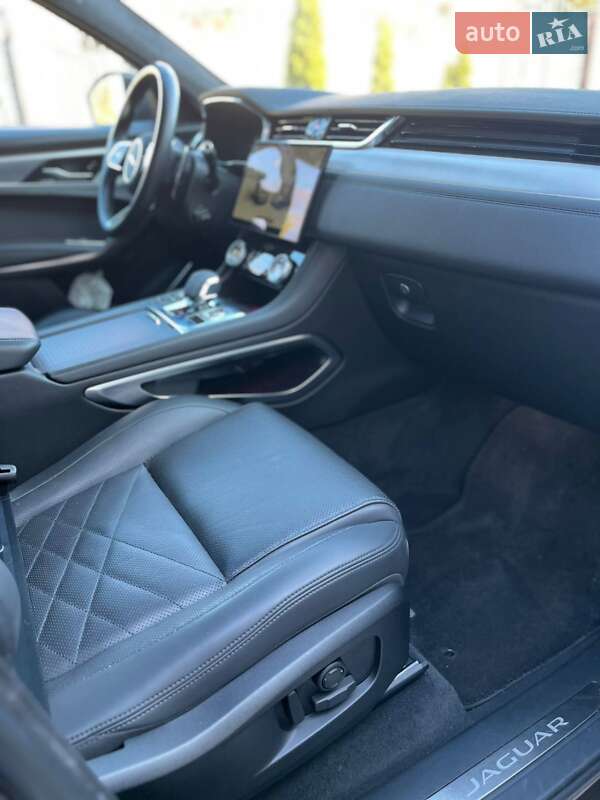 Внедорожник / Кроссовер Jaguar F-Pace 2023 в Ужгороде