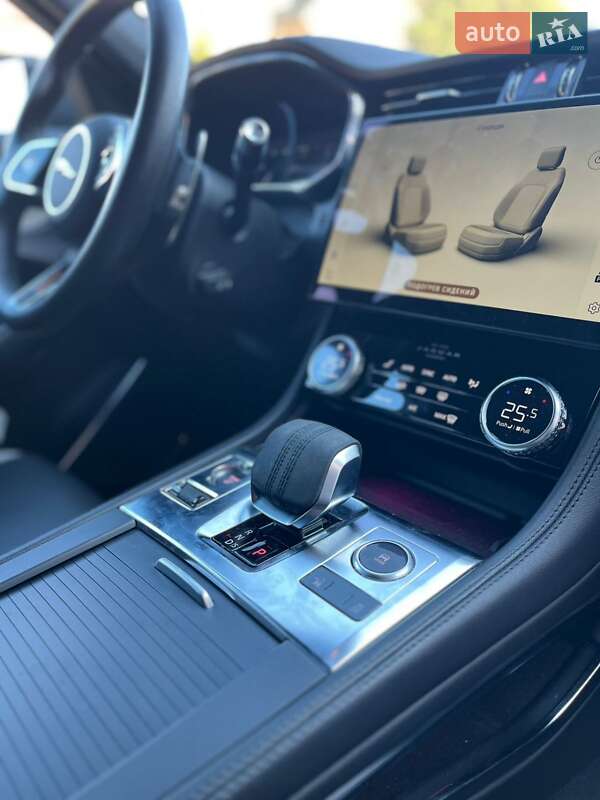 Внедорожник / Кроссовер Jaguar F-Pace 2023 в Ужгороде