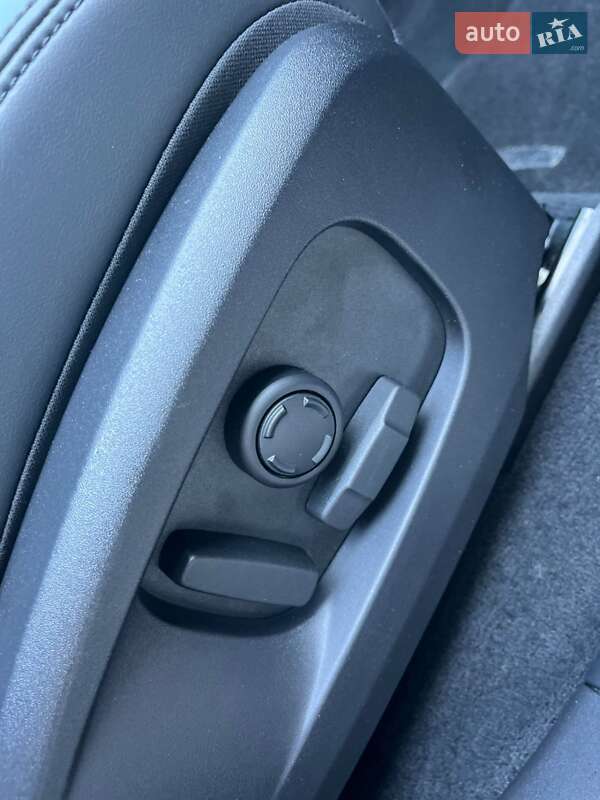 Внедорожник / Кроссовер Jaguar F-Pace 2023 в Ужгороде фото 19 Внедорожник / Кроссовер Jaguar F-Pace 2023 в Ужгороде