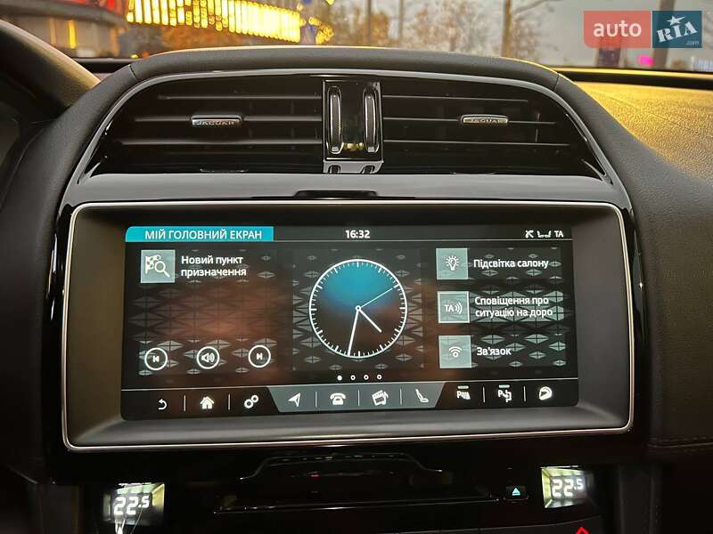 Позашляховик / Кросовер Jaguar F-Pace 2016 в Києві фото 20 Позашляховик / Кросовер Jaguar F-Pace 2016 в Києві