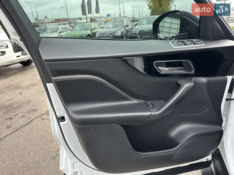 Позашляховик / Кросовер Jaguar F-Pace 2020 в Києві фото 17 Позашляховик / Кросовер Jaguar F-Pace 2020 в Києві