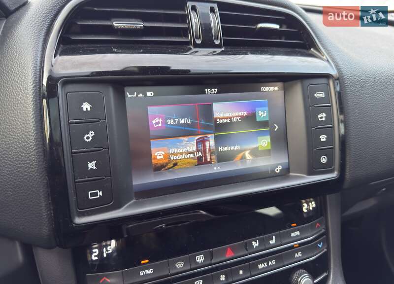 Внедорожник / Кроссовер Jaguar F-Pace 2016 в Киеве