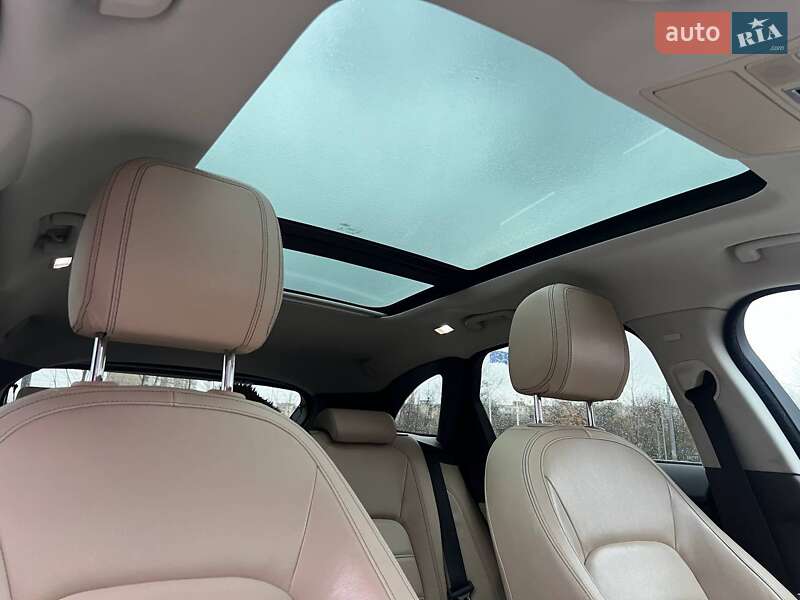 Позашляховик / Кросовер Jaguar F-Pace 2016 в Києві фото 15 Позашляховик / Кросовер Jaguar F-Pace 2016 в Києві