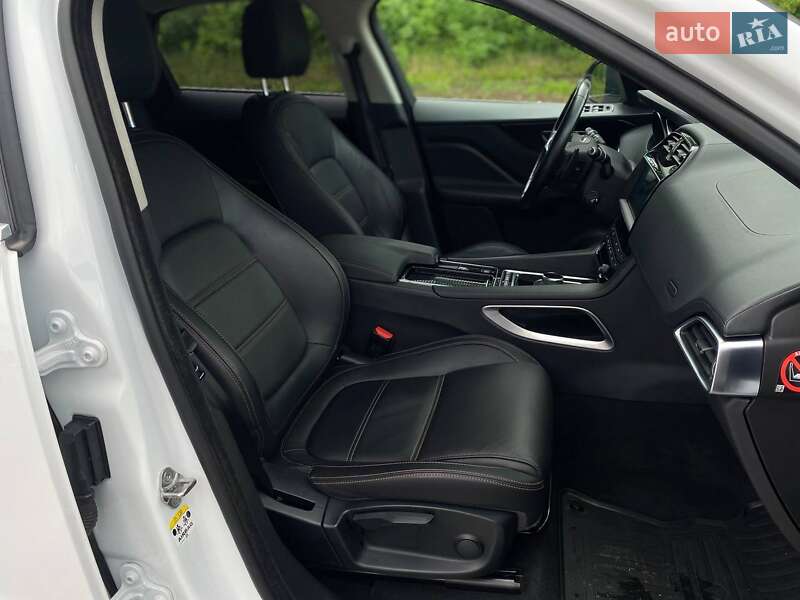 Позашляховик / Кросовер Jaguar F-Pace 2018 в Києві