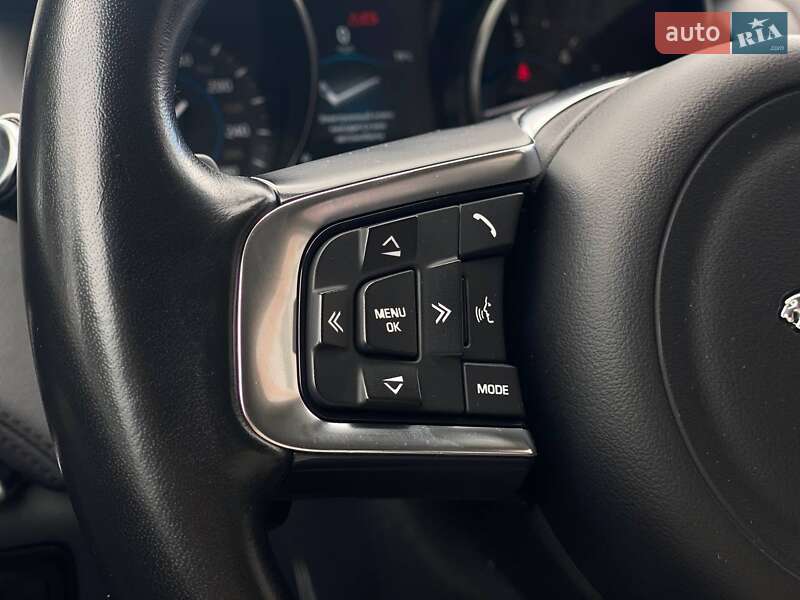 Позашляховик / Кросовер Jaguar F-Pace 2018 в Києві