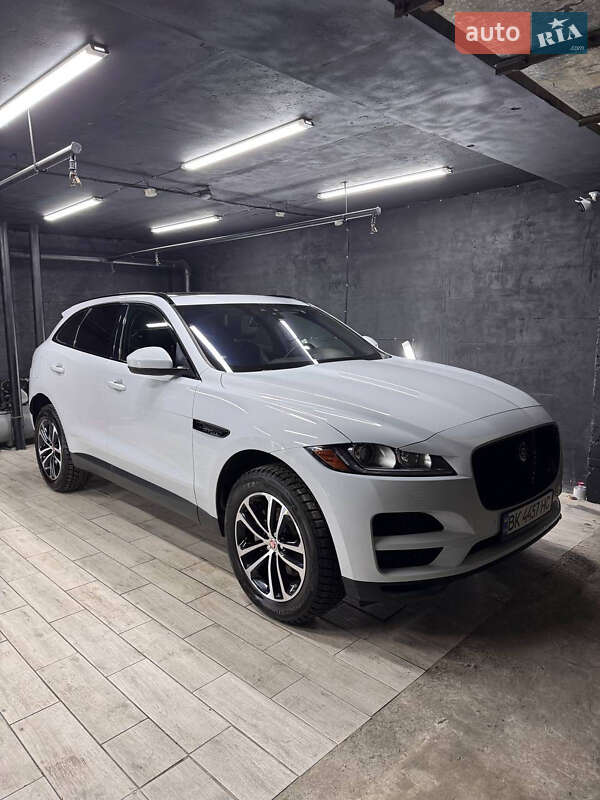 Позашляховик / Кросовер Jaguar F-Pace 2018 в Рівному