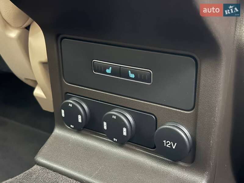 Внедорожник / Кроссовер Jaguar F-Pace 2018 в Луцке фото 38 Внедорожник / Кроссовер Jaguar F-Pace 2018 в Луцке