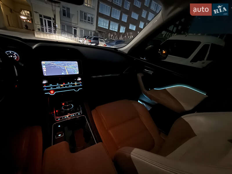 Внедорожник / Кроссовер Jaguar F-Pace 2016 в Хмельницком фото 25 Внедорожник / Кроссовер Jaguar F-Pace 2016 в Хмельницком