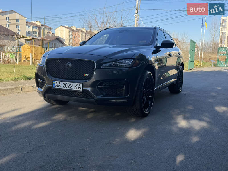 Jaguar F-Pace 2016