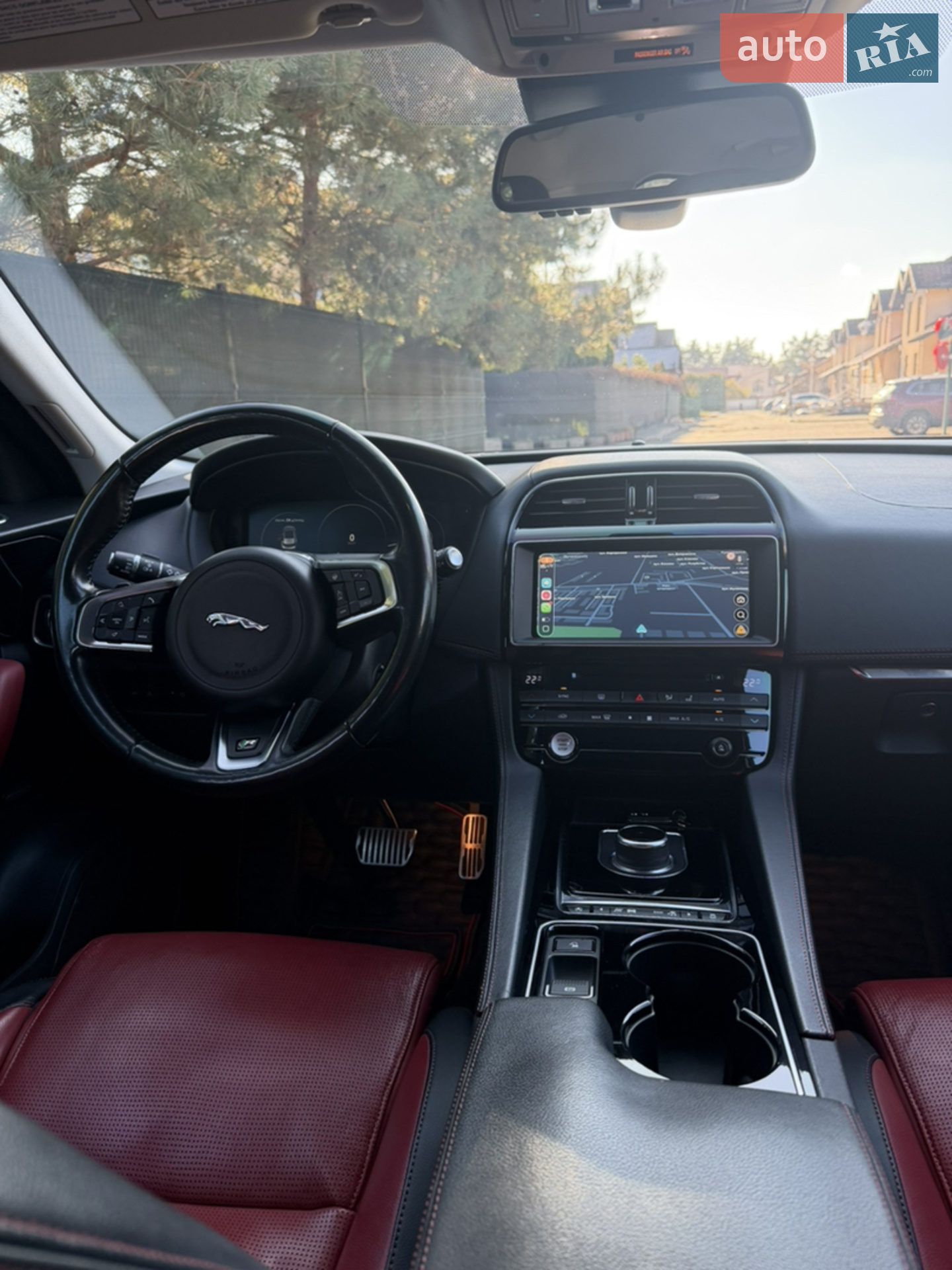 2016 Jaguar F-Pace - мініатюра 16