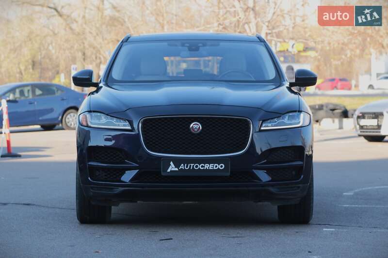 Внедорожник / Кроссовер Jaguar F-Pace 2016 в Киеве