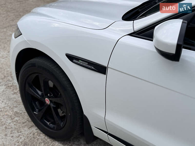 Внедорожник / Кроссовер Jaguar F-Pace 2017 в Одессе