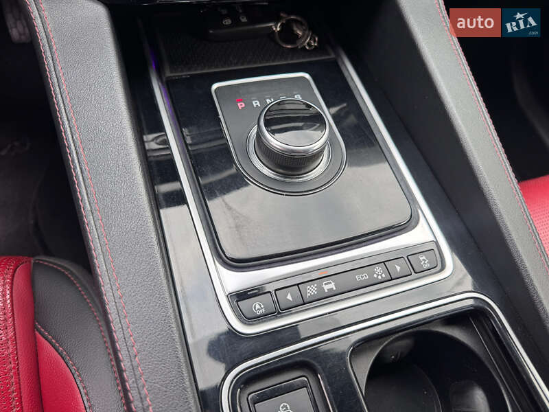 Внедорожник / Кроссовер Jaguar F-Pace 2017 в Одессе