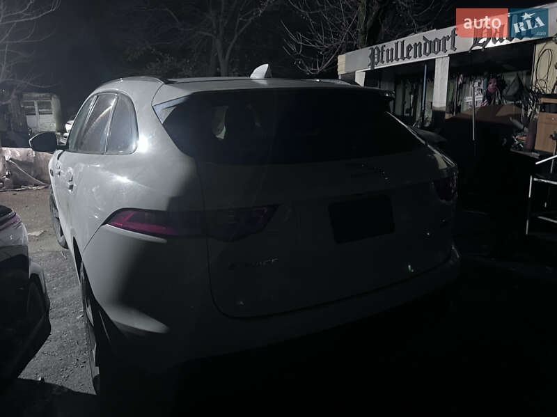 Позашляховик / Кросовер Jaguar F-Pace 2019 в Запоріжжі