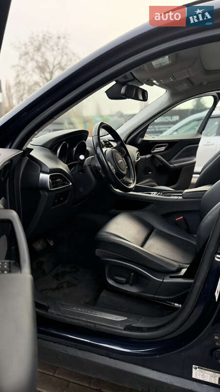 Позашляховик / Кросовер Jaguar F-Pace 2017 в Харкові