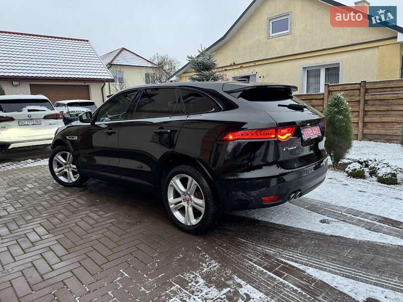 Позашляховик / Кросовер Jaguar F-Pace 2017 в Нововолинську