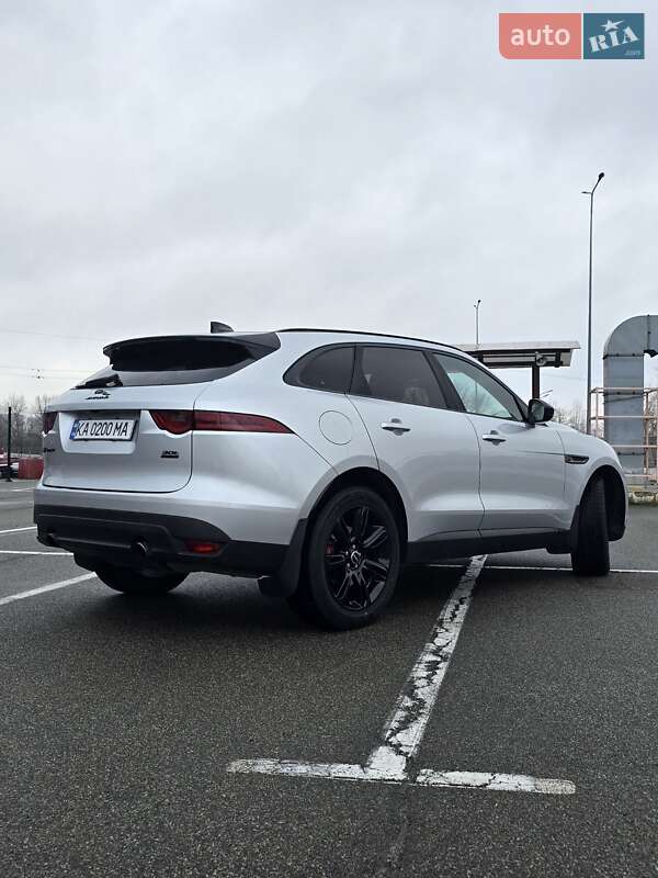 Позашляховик / Кросовер Jaguar F-Pace 2017 в Києві