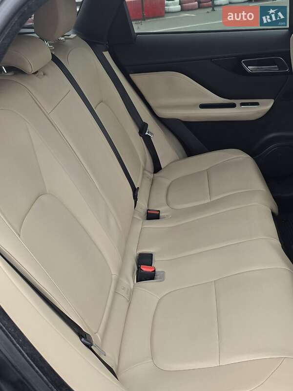 Внедорожник / Кроссовер Jaguar F-Pace 2017 в Киеве фото 2 Внедорожник / Кроссовер Jaguar F-Pace 2017 в Киеве