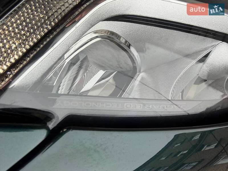 Позашляховик / Кросовер Jaguar F-Pace 2016 в Дніпрі