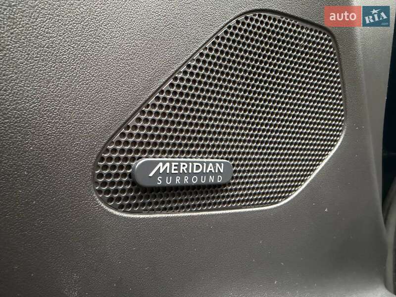 Позашляховик / Кросовер Jaguar F-Pace 2016 в Дніпрі