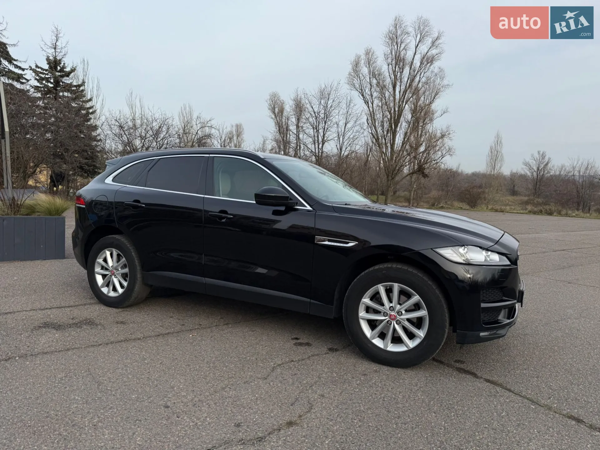 2017 Jaguar F-Pace - мініатюра 2