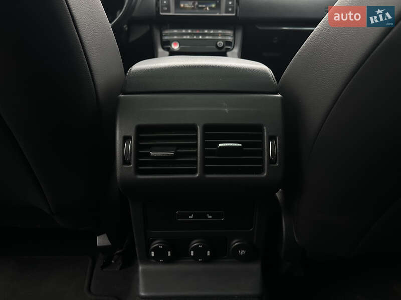 Внедорожник / Кроссовер Jaguar F-Pace 2017 в Львове фото 14 Внедорожник / Кроссовер Jaguar F-Pace 2017 в Львове