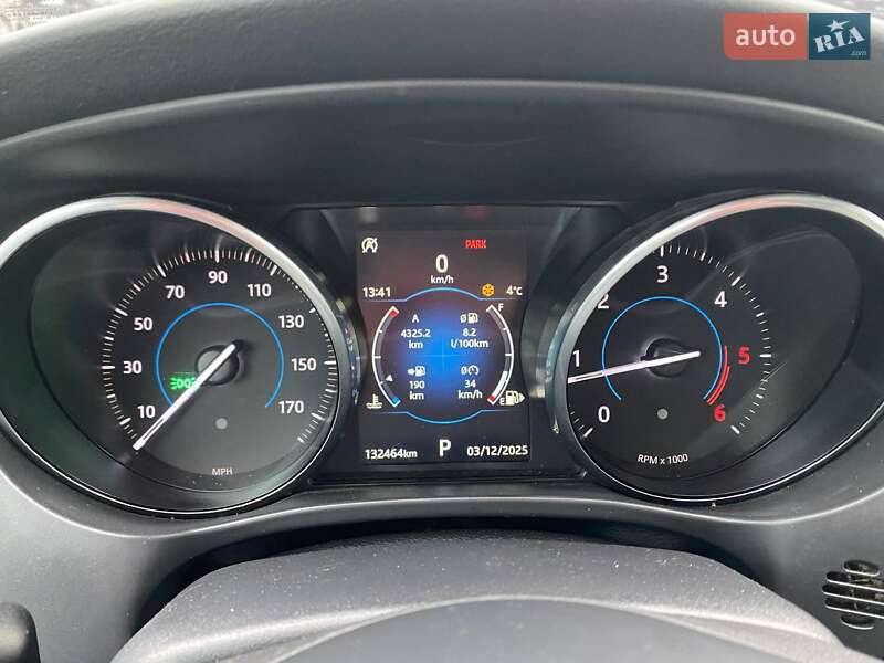 Внедорожник / Кроссовер Jaguar F-Pace 2017 в Львове фото 15 Внедорожник / Кроссовер Jaguar F-Pace 2017 в Львове