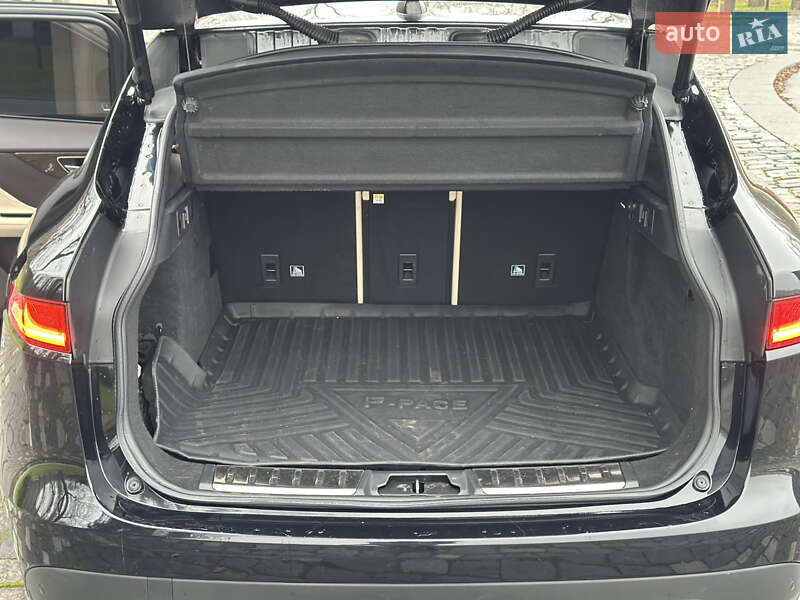 Внедорожник / Кроссовер Jaguar F-Pace 2020 в Киеве