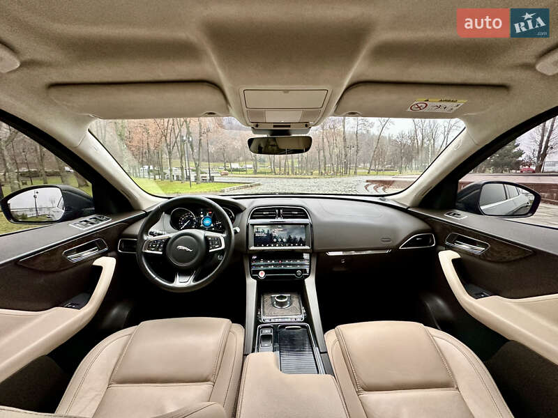 Внедорожник / Кроссовер Jaguar F-Pace 2020 в Киеве